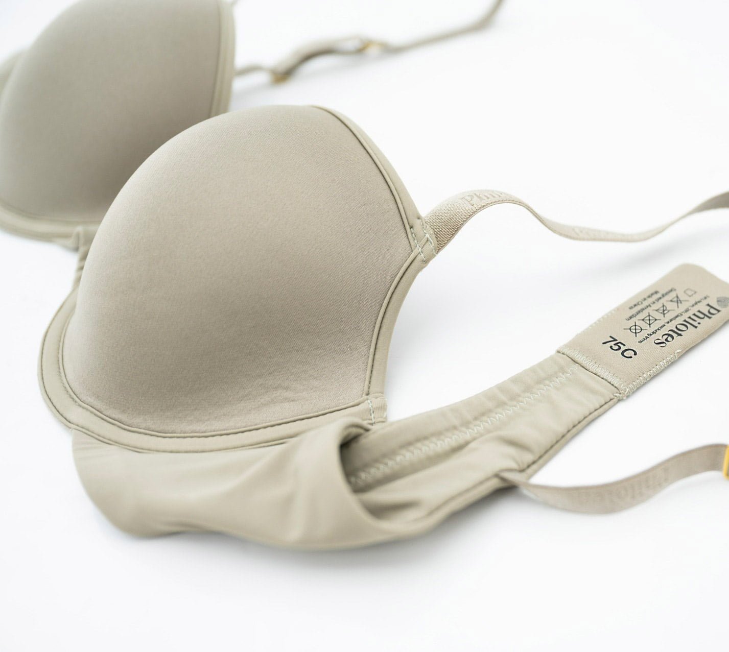 4 tekenen dat het tijd is om een nieuwe BH te kopen